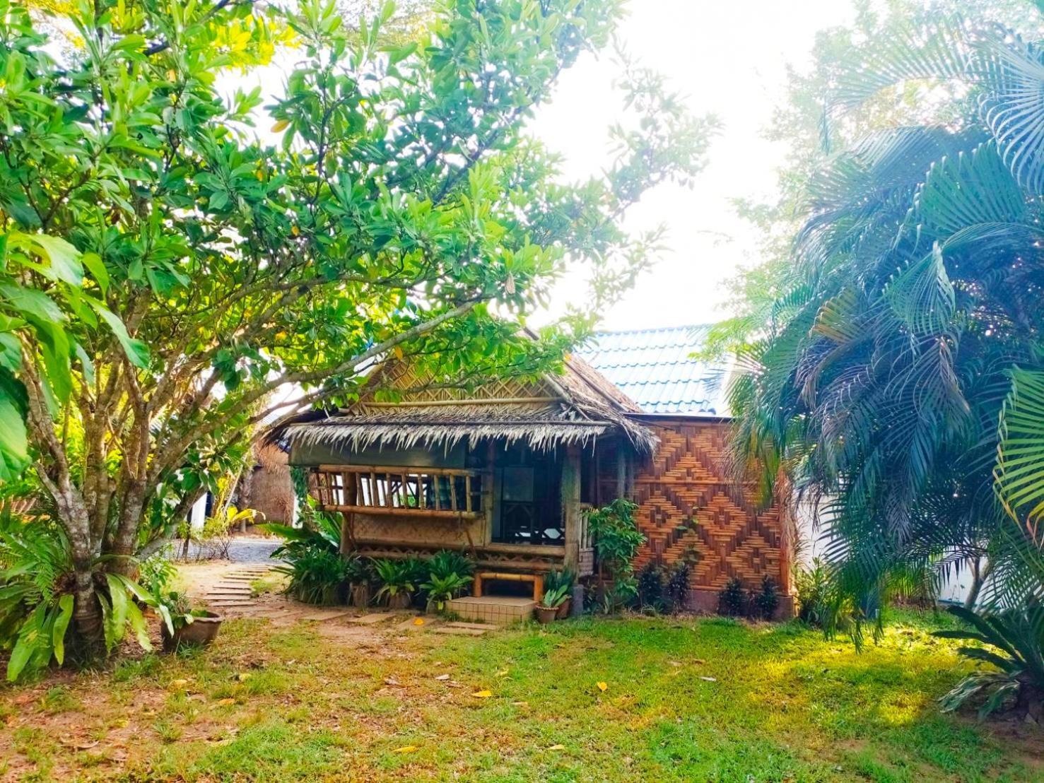 Kingsacre Hotell Nai Yang Beach Eksteriør bilde